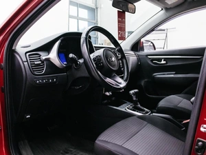 Хетчбэк Kia Rio X 2020 года, 1750000 рублей, Красноярск