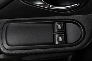 Внедорожник Nissan Terrano 2016 года, 929000 рублей, Челябинск