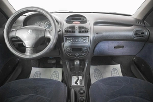 Хетчбэк Peugeot 206 2003 года, 249000 рублей, Кемерово