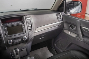Внедорожник Mitsubishi Pajero 2011 года, 2139000 рублей, Томск
