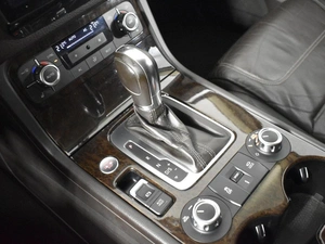 Внедорожник Volkswagen Touareg 2012 года, 1894100 рублей, Казань