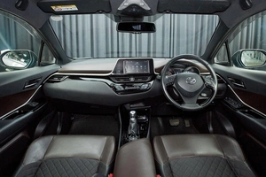 Внедорожник Toyota C-HR 2019 года, 2170000 рублей, Красноярск