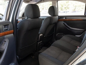 Седан Toyota Avensis 2006 года, 650000 рублей, Волгоград