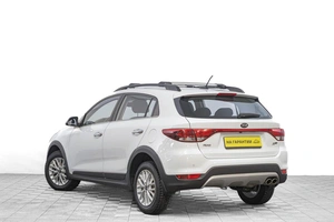 Хетчбэк Kia Rio X-Line 2020 года, 1499000 рублей, Барнаул