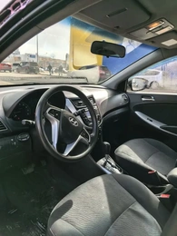 Седан Hyundai Solaris 2012 года, 800000 рублей, Красноярск