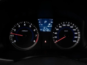 Седан Hyundai Solaris 2013 года, 899000 рублей, Тюмень