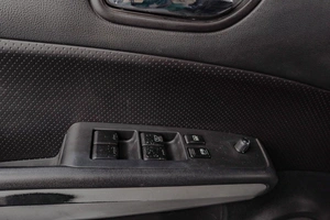 Внедорожник Nissan X-Trail 2012 года, 1079000 рублей, Челябинск