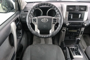 Внедорожник Toyota Land Cruiser Prado 2012 года, 3139000 рублей, Красноярск