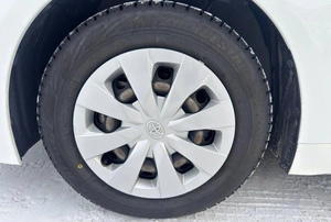 Седан Toyota Corolla 2021 года, 1755000 рублей, Солонцы