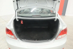 Седан Hyundai Solaris 2012 года, 800000 рублей, Курск