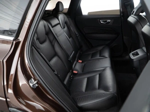 Внедорожник Volvo XC60 2018 года, 3649050 рублей, Москва