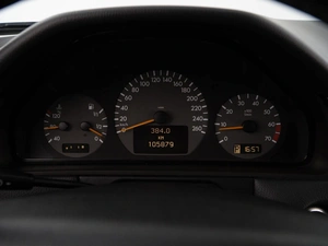 Седан Mercedes-benz E-класс 2000 года, 1693055 рублей, Москва