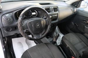 Седан Renault Logan 2016 года, 479000 рублей, Омск