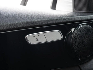 Седан Mercedes-benz C-класс 2018 года, 2450000 рублей, Краснодар