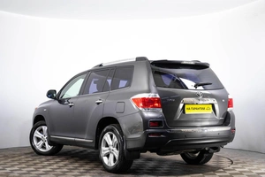 Внедорожник Toyota Highlander 2011 года, 1999000 рублей, Пермь