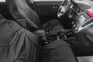 Хетчбэк Kia Ceed 2011 года, 589000 рублей, Кемерово