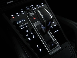 Внедорожник Porsche Cayenne Turbo S 2020 года, 14998888 рублей, Москва