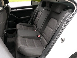 Седан Volkswagen Passat 2017 года, 1599800 рублей, Волгоград