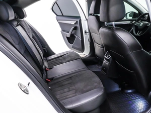 Лифтбек Skoda Octavia 2017 года, 1760000 рублей, Красноярск