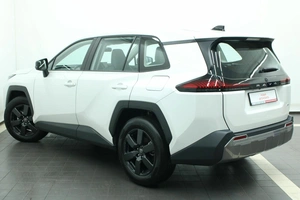 Внедорожник Toyota RAV4 2025 года, 4050000 рублей, Красноярск
