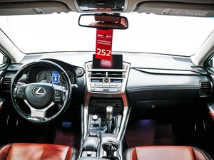 Внедорожник Lexus NX 2017 года, 3300000 рублей, Красноярск