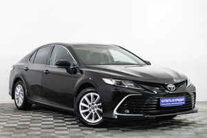 Седан Toyota Camry 2021 года, 2899000 рублей, Сургут