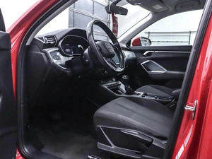 Внедорожник Audi Q3 2021 года, 2850000 рублей, Красноярск