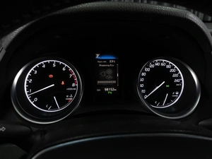 Седан Toyota Camry 2019 года, 2799000 рублей, Тюмень