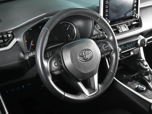 Внедорожник Toyota RAV4 2021 года, 3020000 рублей, Аксай