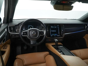 Универсал Volvo V90 Cross Country 2018 года, 2600999 рублей, Москва