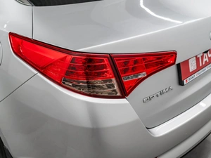 Седан Kia Optima 2012 года, 1050000 рублей, Красноярск