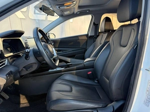 Седан Hyundai Elantra 2023 года, 1889000 рублей, Ижевск