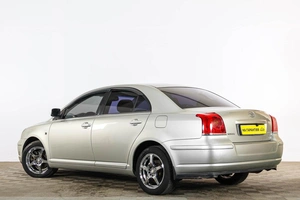Седан Toyota Avensis 2006 года, 819000 рублей, Тюмень
