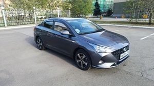 Седан Hyundai Solaris 2021 года, 1740000 рублей, Красноярск
