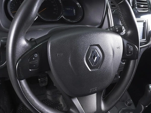 Хетчбэк Renault Sandero 2015 года, 990000 рублей, Ростов-на-Дону