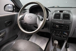 Седан Hyundai Accent 2005 года, 289000 рублей, Оренбург