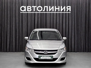 Минивэн Honda Stream 2009 года, 1050000 рублей, Красноярск