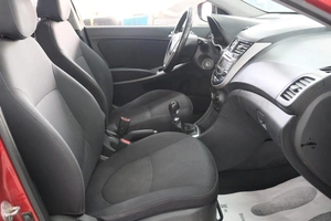 Седан Hyundai Solaris 2012 года, 789000 рублей, Омск