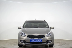 Хетчбэк Kia Ceed 2014 года, 949000 рублей, Оренбург
