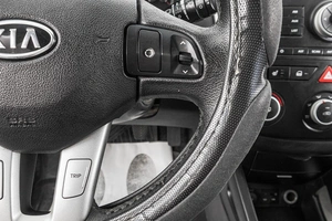 Хетчбэк Kia Ceed 2011 года, 839000 рублей, Барнаул