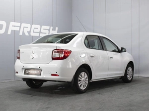 Седан Renault Logan 2017 года, 760000 рублей, Омск