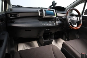 Минивэн Honda Freed 2013 года, 1189000 рублей, Новосибирск