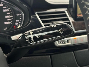 Седан Audi A8 2014 года, 3489000 рублей, Ижевск