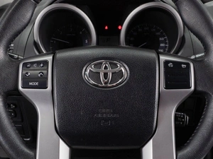 Внедорожник Toyota Land Cruiser Prado 2014 года, 4139000 рублей, Тюмень