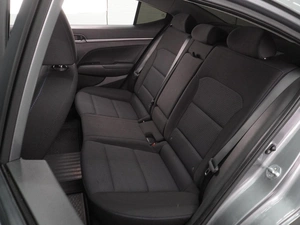 Седан Hyundai Elantra 2018 года, 1462000 рублей, Воронеж