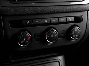 Внедорожник Volkswagen Tiguan 2016 года, 1765000 рублей, Тюмень