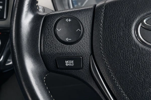 Универсал Toyota Corolla Fielder 2018 года, 1619000 рублей, Челябинск