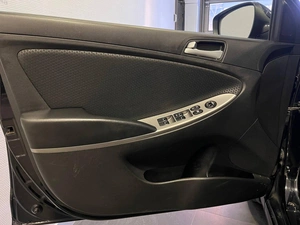 Хетчбэк Hyundai Solaris 2015 года, 999000 рублей, Красноярск