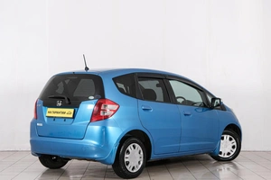 Хетчбэк Honda Fit 2008 года, 659000 рублей, Красноярск