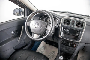 Седан Renault Logan 2016 года, 599000 рублей, Пермь